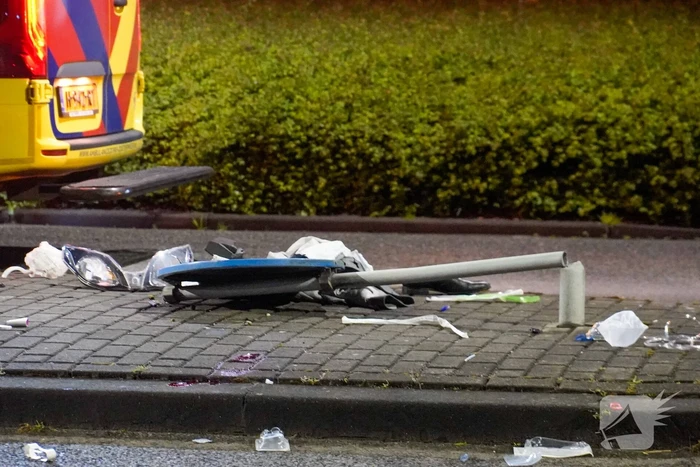Persoon zwaargewond na ongeval met motorscooter