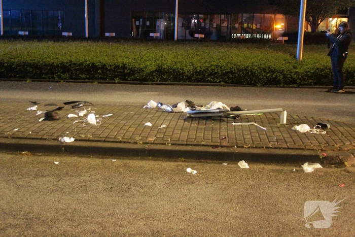 Persoon zwaargewond na ongeval met motorscooter