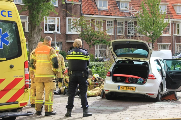 Persoon bekneld na eenzijdig ongeval
