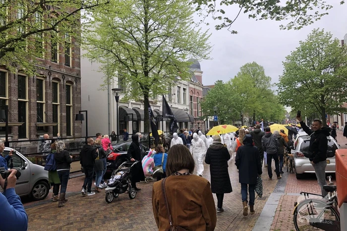 Honderden mensen lopen vrijheidsmars