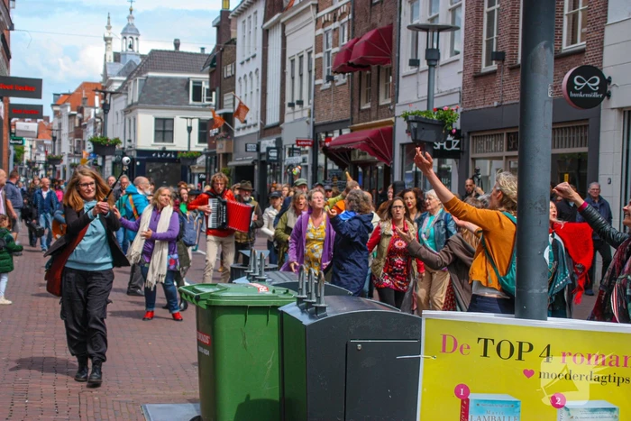 Stad verrast met flashmob