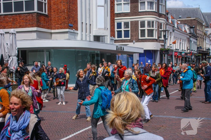 Stad verrast met flashmob