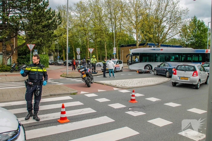 Gewonde motorrijder na ongeval met auto