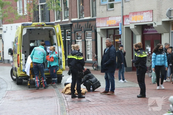 Gewonde bij ongeval tussen snorfiets en auto