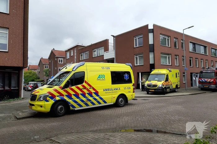 Een dode en ernstig gewonde bij steekpartij