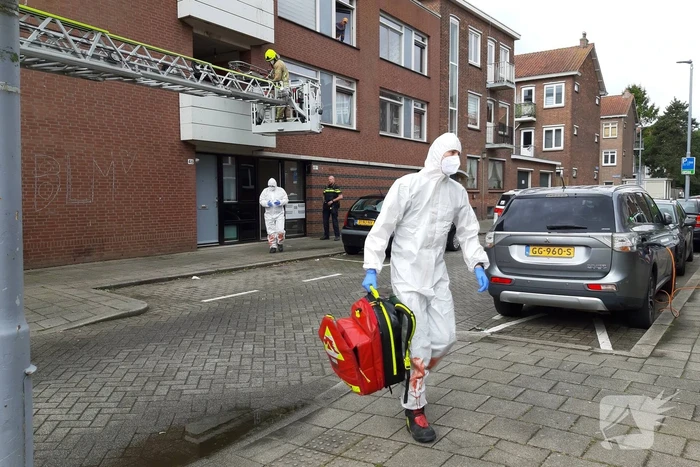 Een dode en ernstig gewonde bij steekpartij