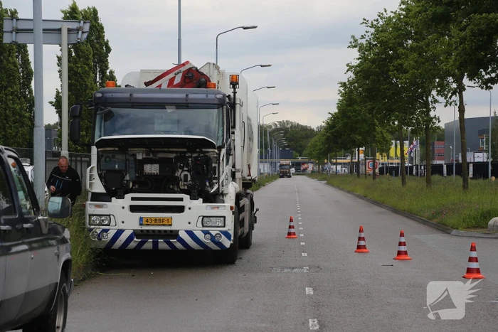 Vrachtwagens botsen bij keeractie