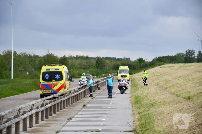 Wielrenner zwaargewond na val