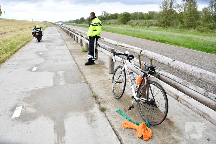 Wielrenner zwaargewond na val