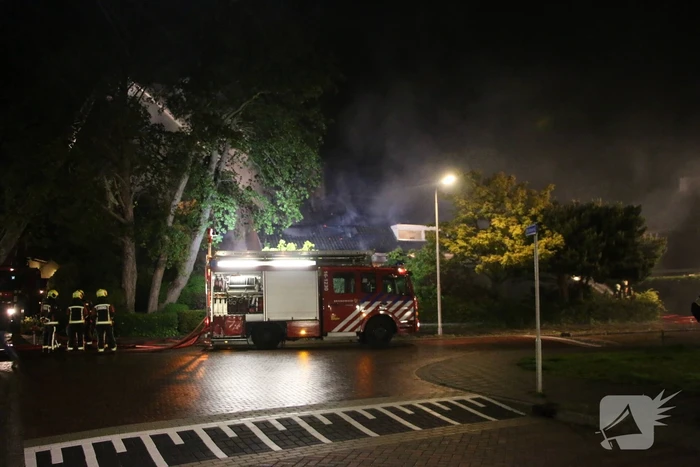 Grote brand in een leegstaand pand