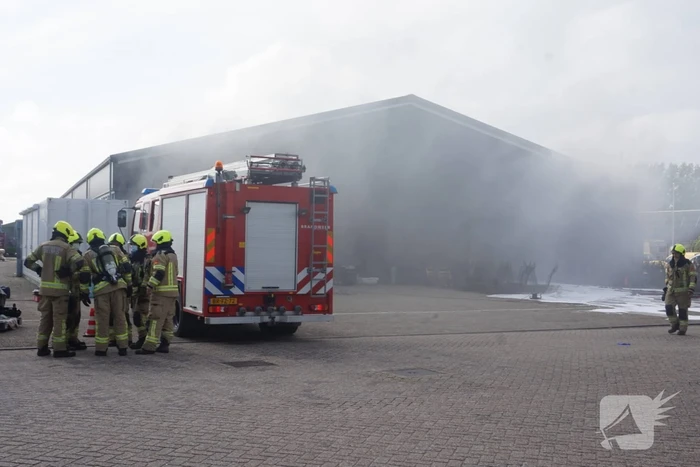 Boot in loods vat vlam