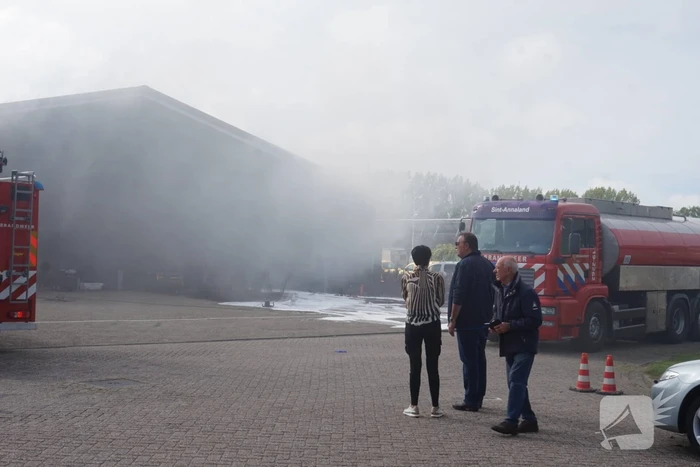 Boot in loods vat vlam