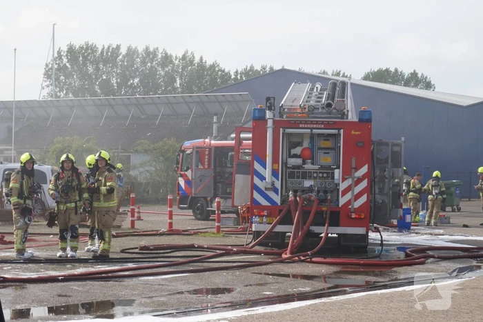 Boot in loods vat vlam