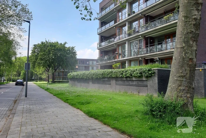 Veel rook bij brand in parkeergarage