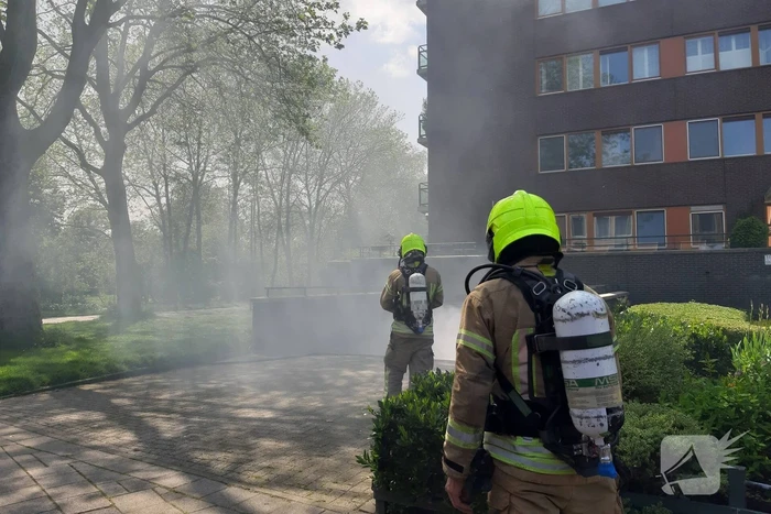 Veel rook bij brand in parkeergarage
