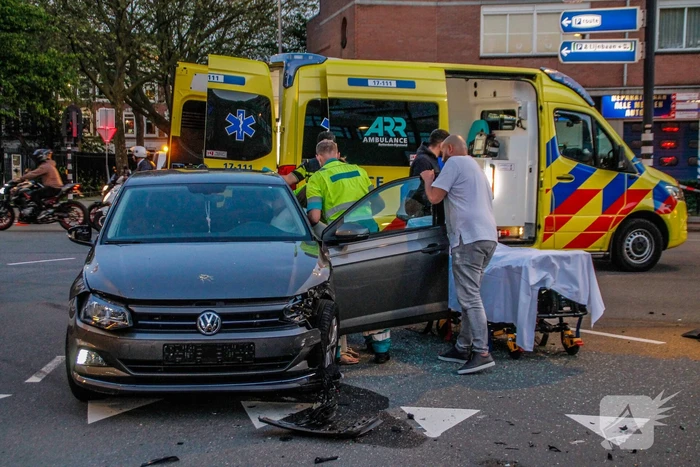 Twee gewonden en ravage bij ongeval
