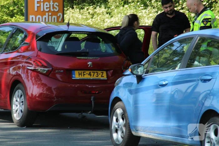Kettingbotsing tussen vier auto's