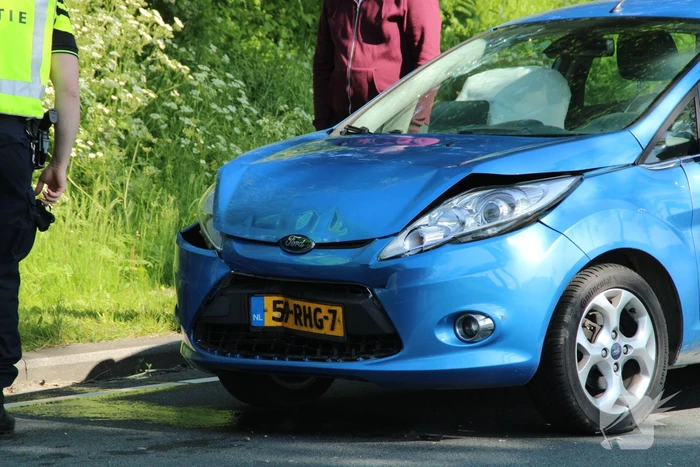 Kettingbotsing tussen vier auto's