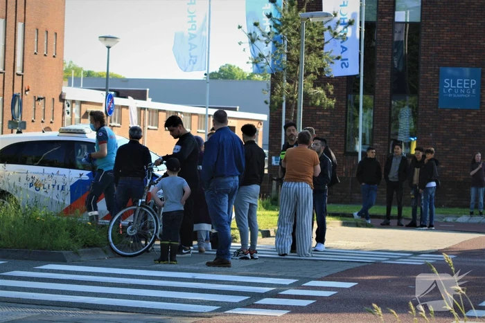Automobilist rijdt door na ongeval met fietser