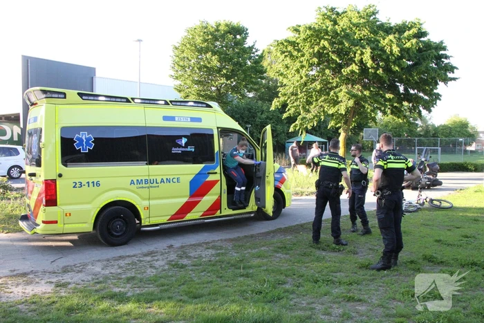 Persoon gewond na val met motorscooter