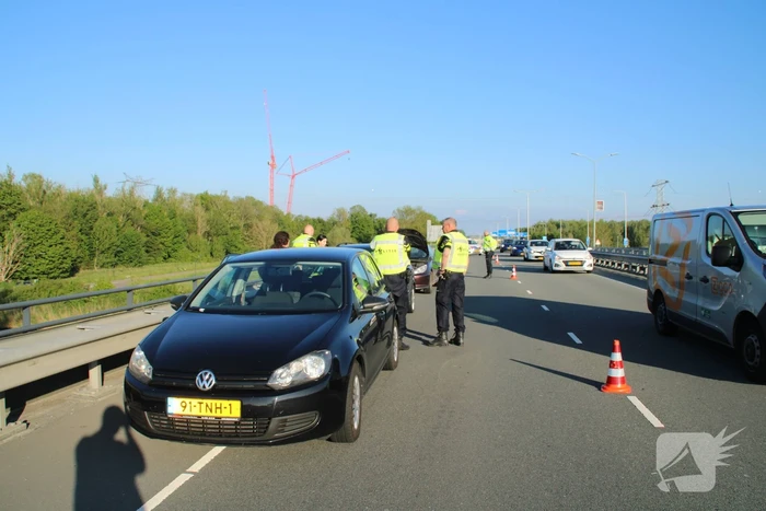 Schade bij ongeval tussen drie voertuigen
