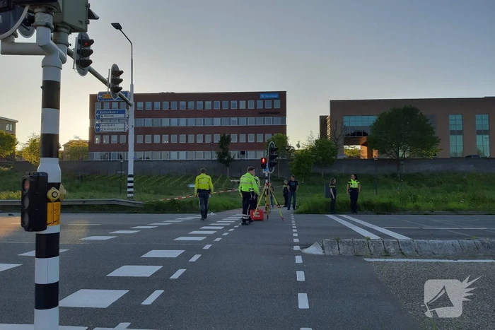 Fietser zwaargewond bij aanrijding met auto