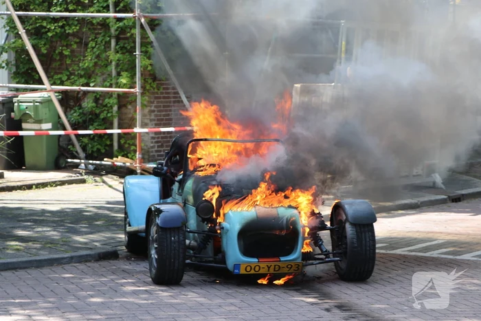 Zelfbouwproject van Jago Convertible gaat in vlammen op