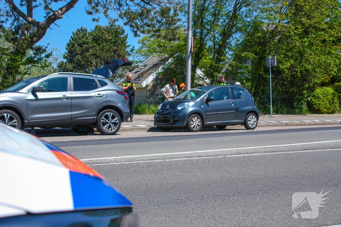 Schade na kettingbotsing tussen drie voertuigen