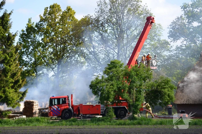 Grote brand in woonboerderij