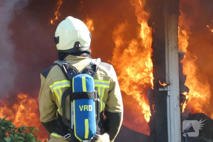 Grote brand in woonboerderij
