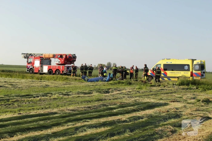 Zwaargewonde bij ongeval met auto in sloot