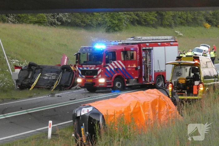 Vier doden en vijf gewonden bij zeer ernstig ongeval