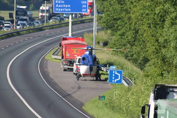 Meerdere vrachtwagens betrokken bij kop-staart botsing