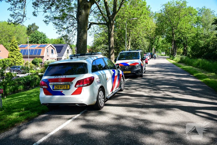 Onderzoek naar overleden persoon in tuin van villa