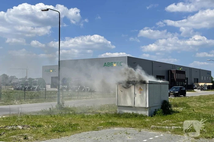 Stroomhuis in brand gevlogen