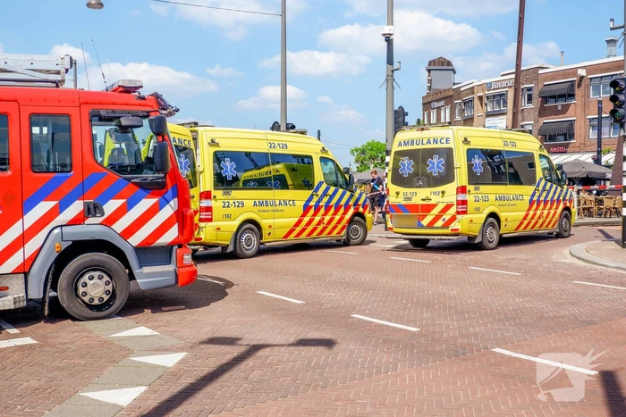 Fietser ernstig gewond bij aanrijding met vrachtwagen