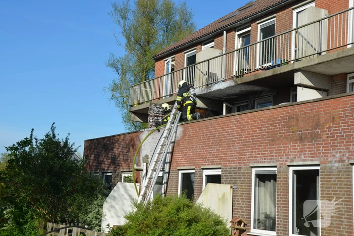 Veel schade na brand op balkon