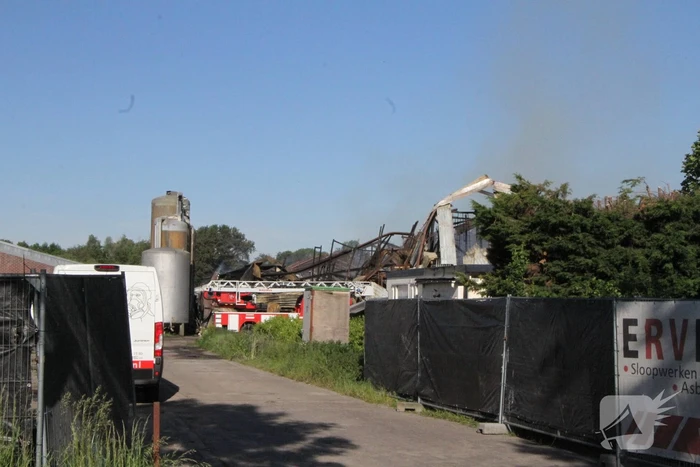 Duizenden varkens omgekomen bij grote brand in stal
