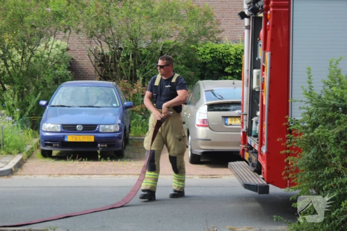 Brand in tuin achter woning snel geblust