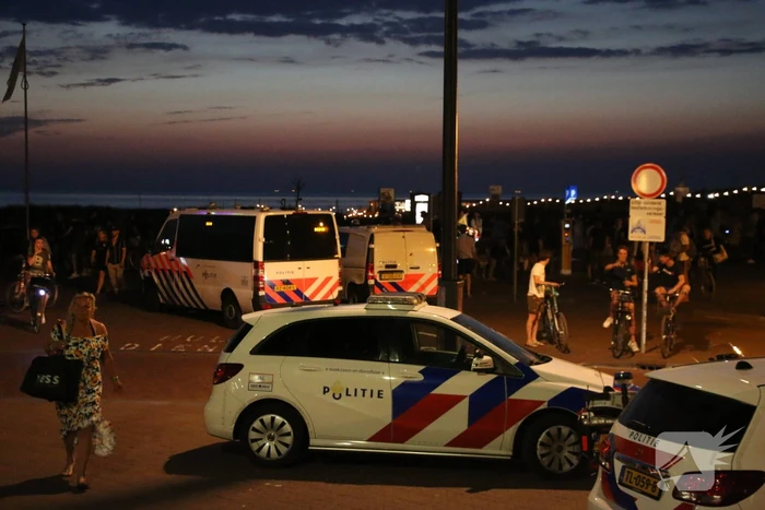 Grote politie inzet op het strand