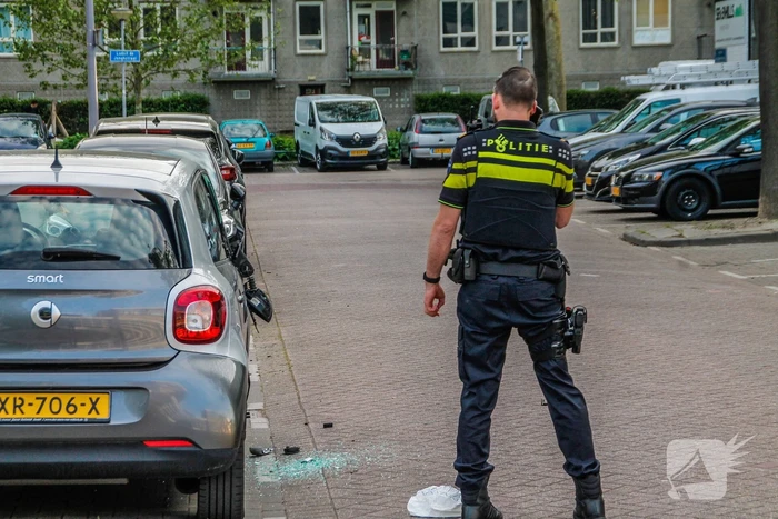 Personenauto fors beschadig na ongeval