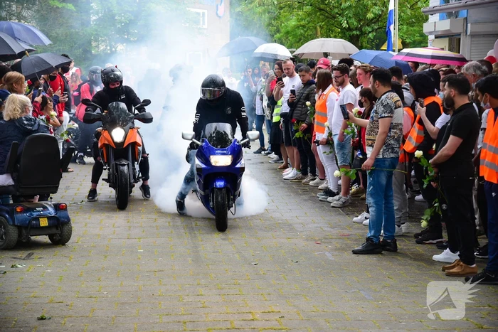 Stille tocht voor doodgestoken 17-jarige jongen