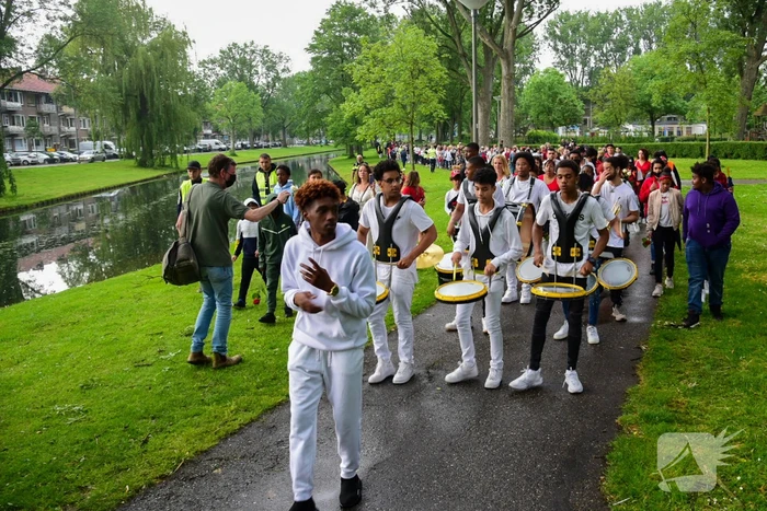 Stille tocht voor doodgestoken 17-jarige jongen