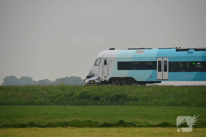 Twee doden bij ongeval tussen trein en personenauto