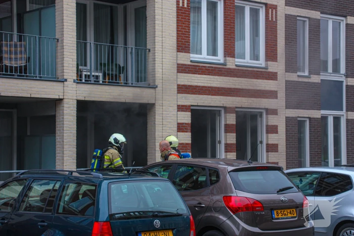 Veel rook bij keukenbrand in appartement