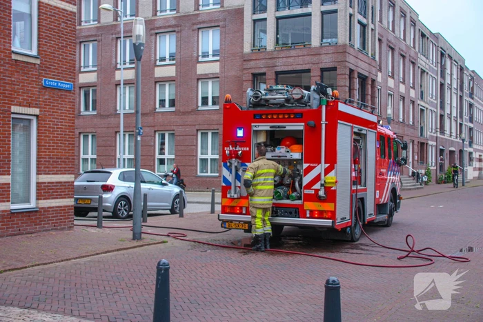 Veel rook bij keukenbrand in appartement