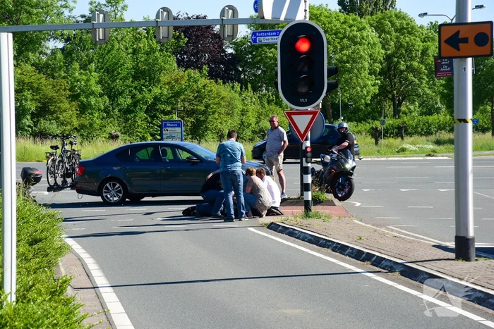 Scooterrijder gewond bij botsing met auto