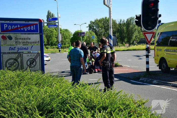 Scooterrijder gewond bij botsing met auto