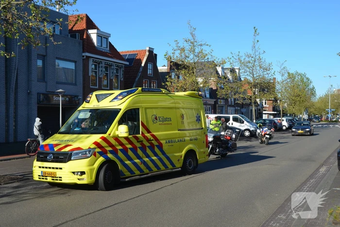 Fietser gewond door botsing met motorrijder