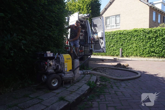 Stoep opengebroken door waterlekkage